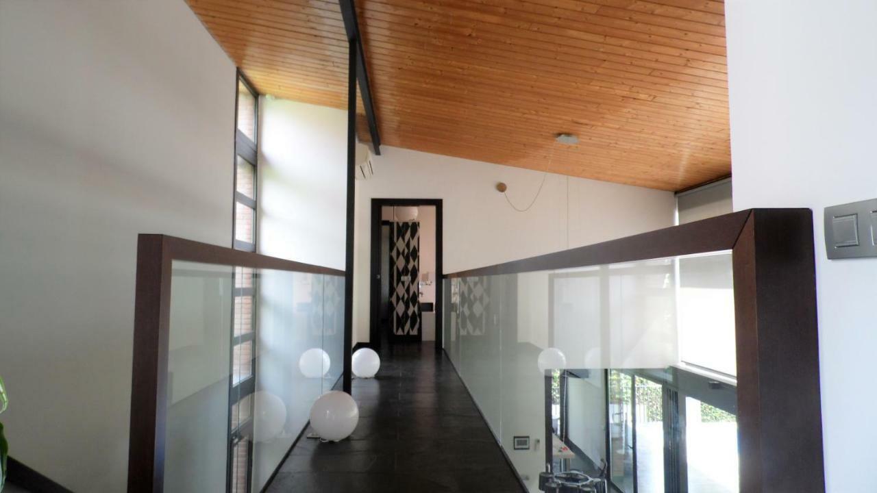 Villa Del Bosque カステルデフェルス エクステリア 写真