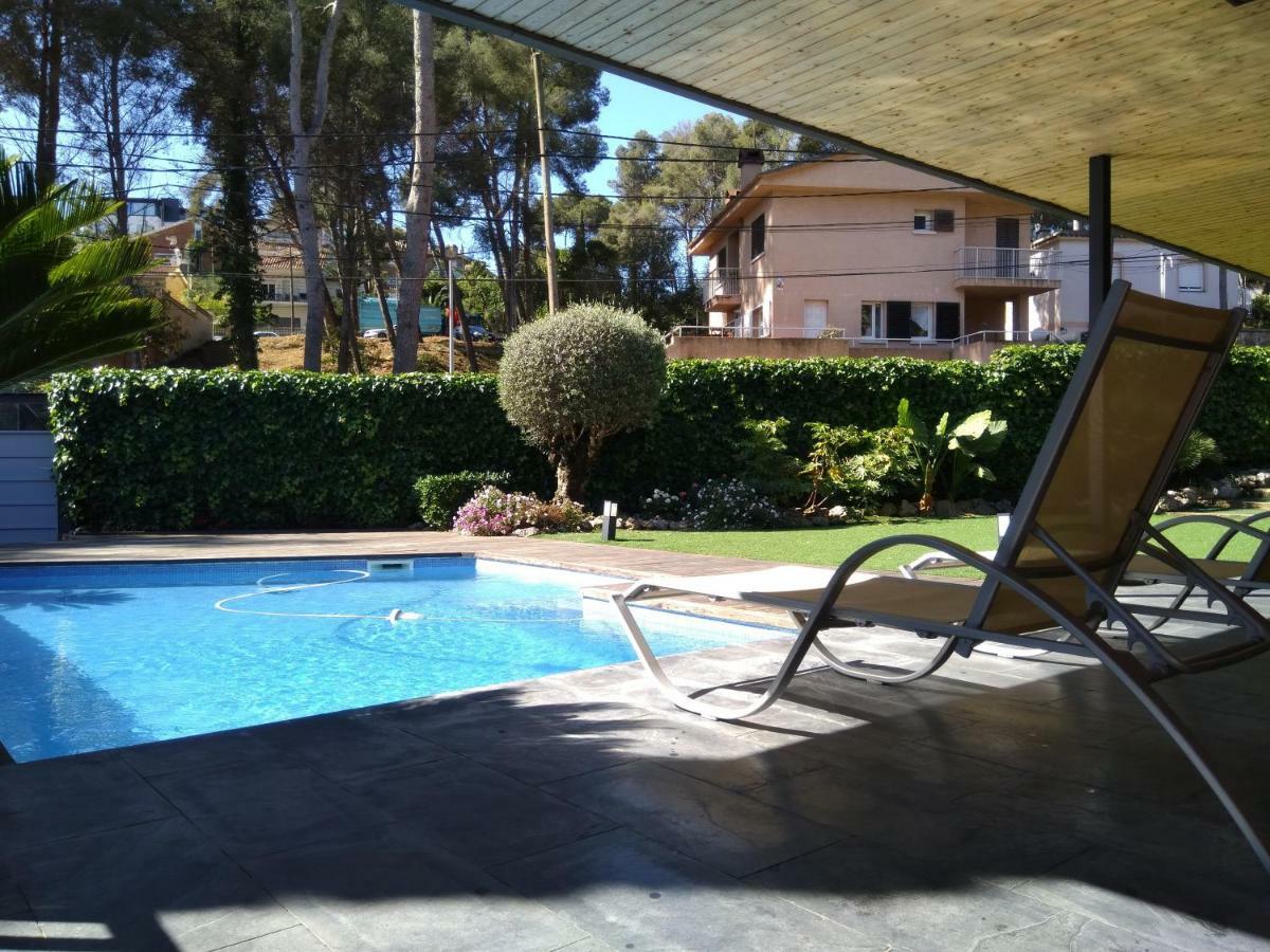 Villa Del Bosque カステルデフェルス エクステリア 写真
